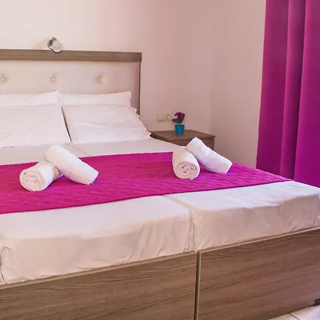 Διαμέρισμα Christina